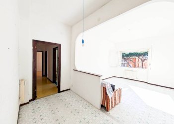 Salone - Trilocale via Angelo Olivieri, Roma (zona Lido di Ostia) - foto 2