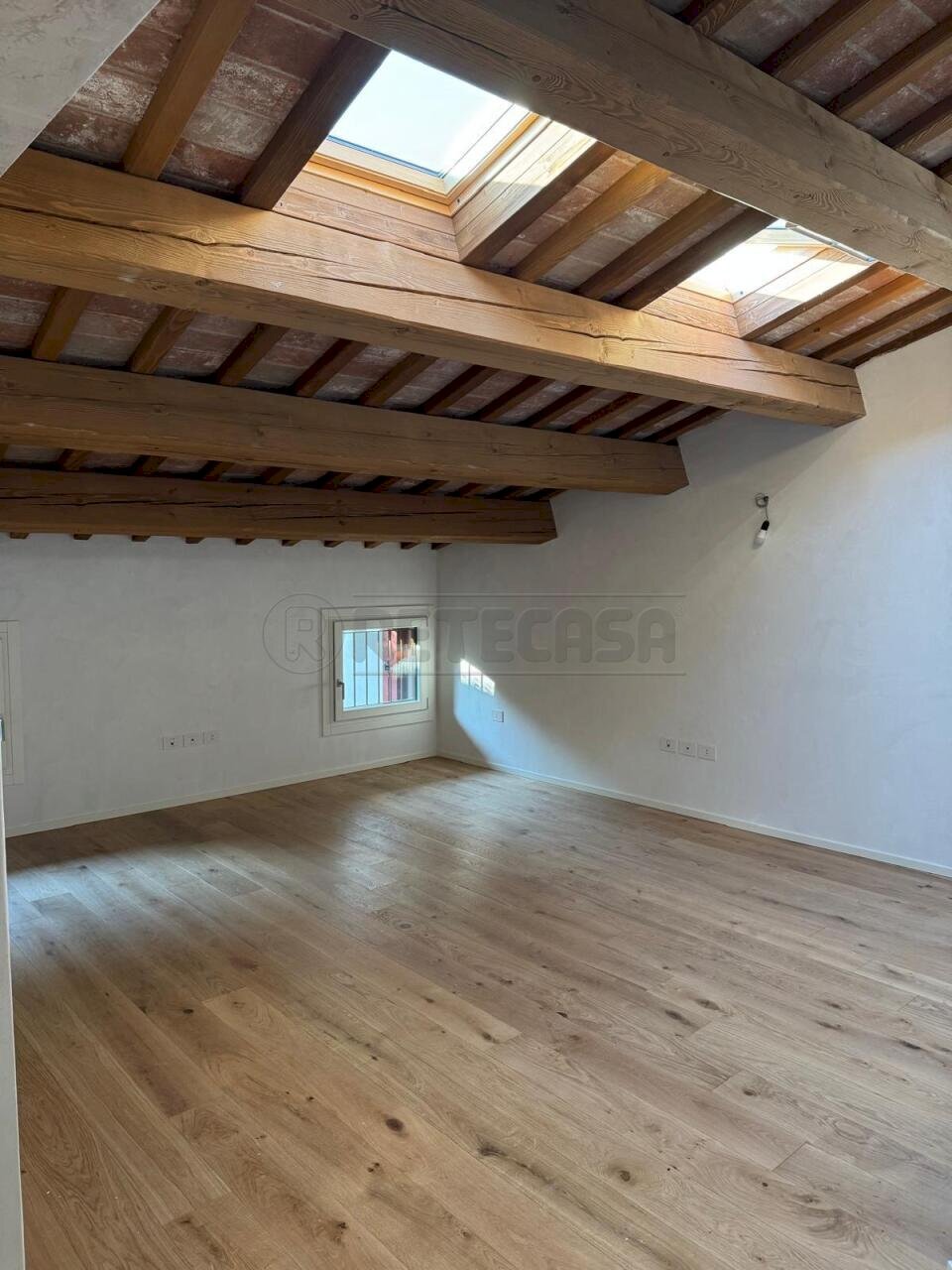 WhatsApp Image 2026-03-05 at 08.10.41 (2) - Copia. - Attic Bassano del Grappa - photo 2