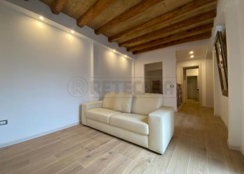 WhatsApp Image 2026-05-15 at 10.36.31.jpg - Two-room apartment Via Campo Marzio 38, Bassano del Grappa - photo 17
