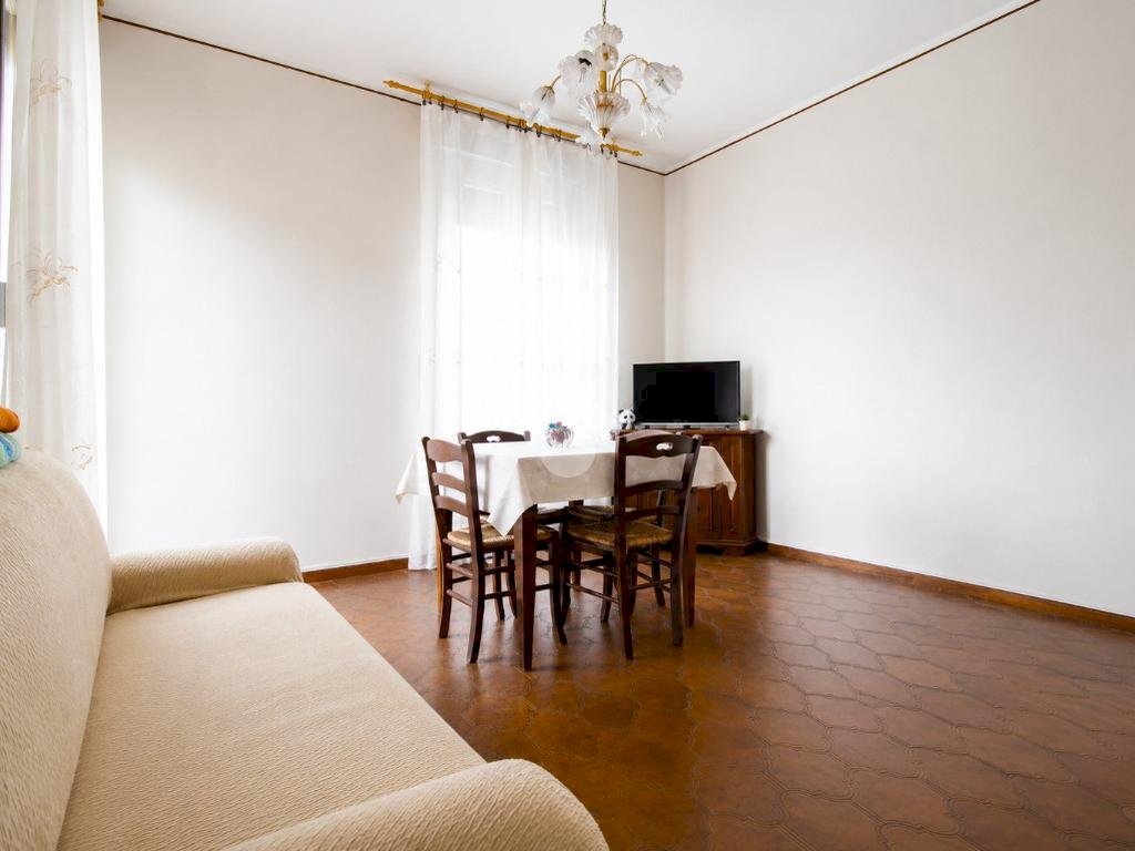 Three-room apartment Via Radici in Piano, Sassuolo - photo 2