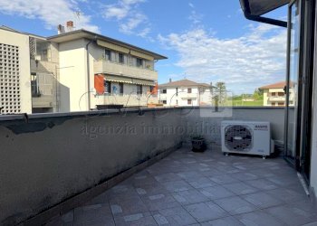 Terrazzo.jpg - Terraced Villa Via A. De Gasperi 30, Bolzano Vicentino - photo 18