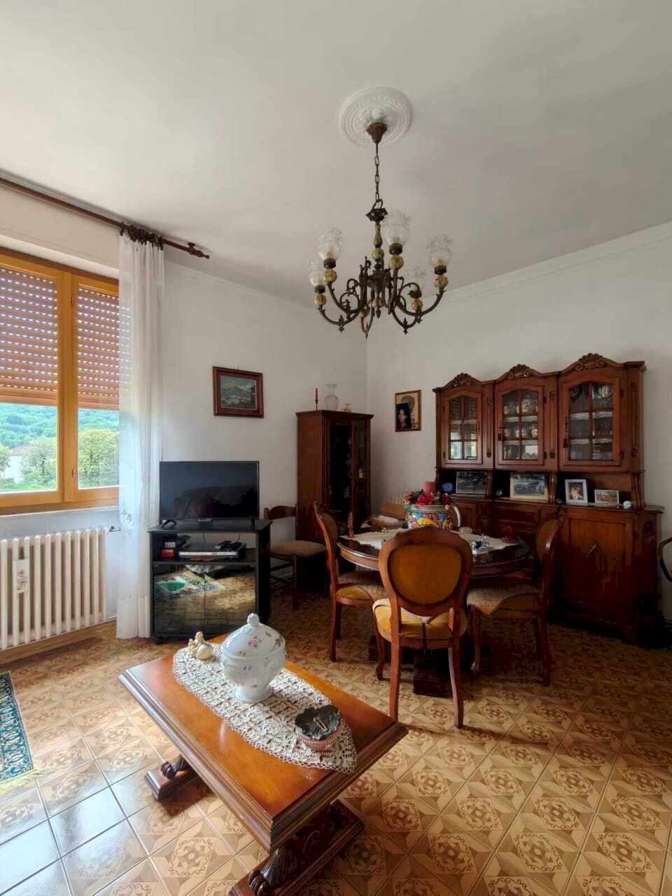 WhatsApp Image 2026-05-14 at 12.05.36 (1).jpg - Quadrilocale Villafranca in Lunigiana - foto 3
