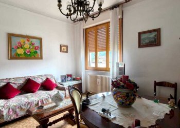 WhatsApp Image 2026-05-14 at 12.05.37 (1).jpg - Quadrilocale Villafranca in Lunigiana - foto 1