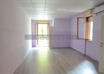 STANZA PRINCIPALE - Office Via Adriatica 10, Perugia - photo 1