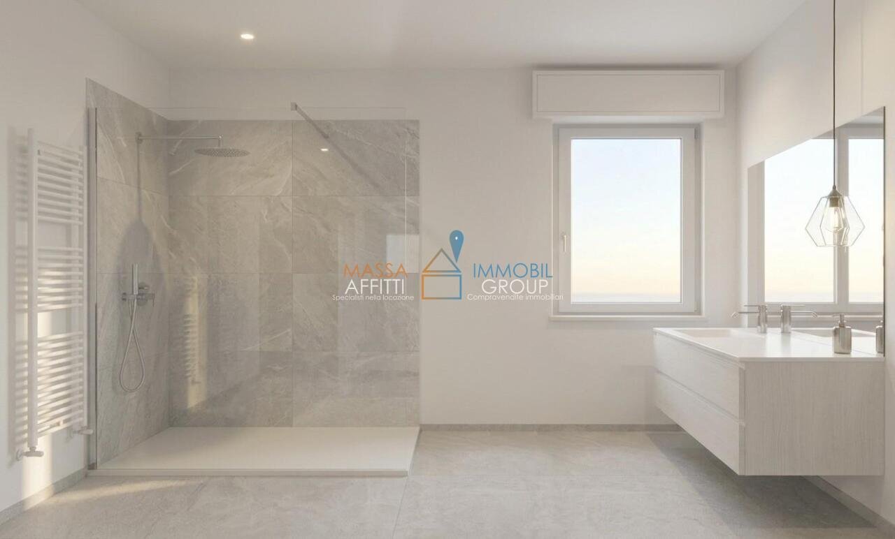2 - Four-room apartment Via San Giovanni Battista la Salle 9, Massa - photo 2