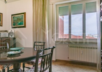 salotto.jpg - Quadrilocale Via San Jacopo In Acquaviva, Livorno - foto 4