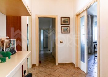 ingresso.jpg - Quadrilocale Via San Jacopo In Acquaviva, Livorno - foto 10