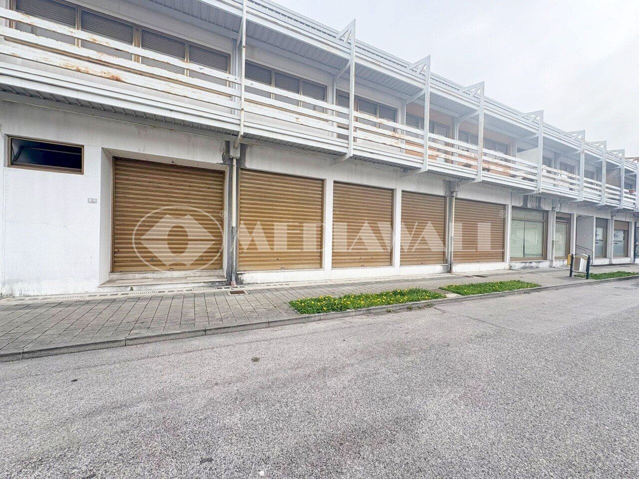 BS-172-NV - Locale Commerciale Via Colleghe 1, Vajont - foto 1