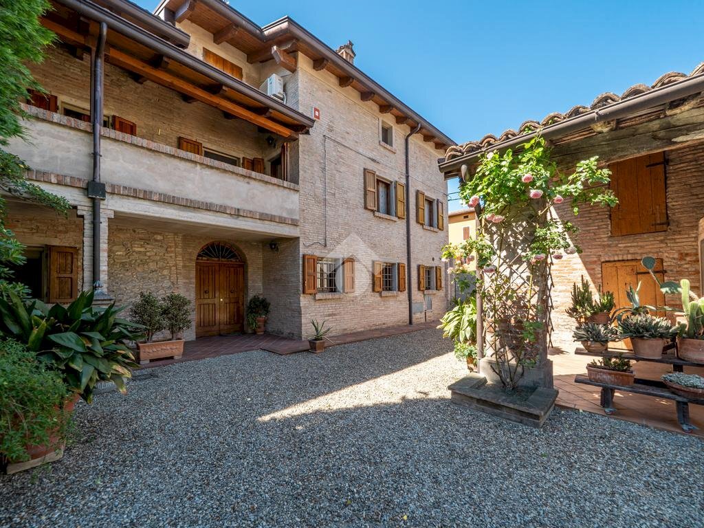 Villa Via I. Newton, Reggio nell'Emilia - foto 1
