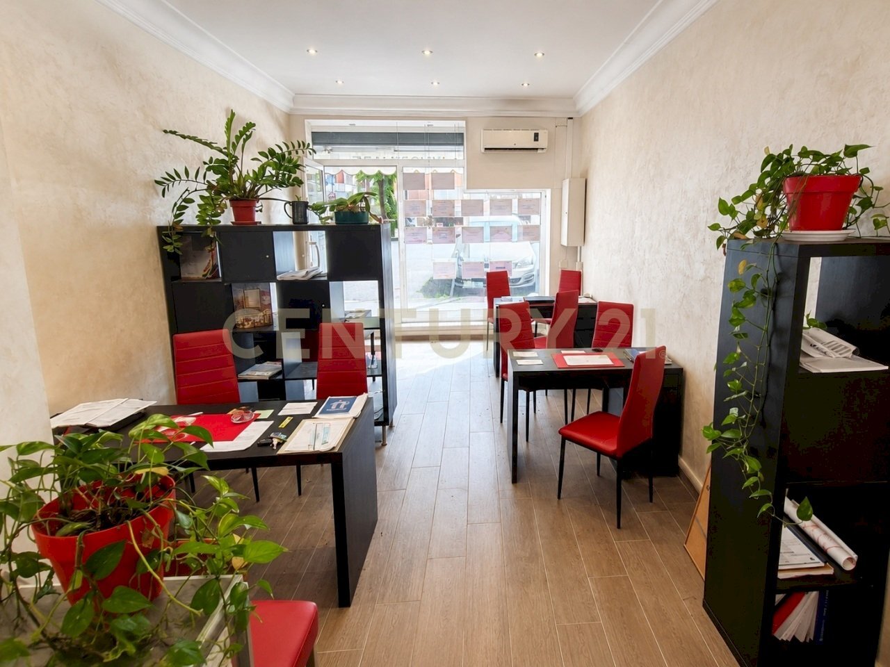 file_000000009348720aac54283da2f20383 - Real Estate Brokerage Agency Via Val Chisone 24, Roma - photo 2