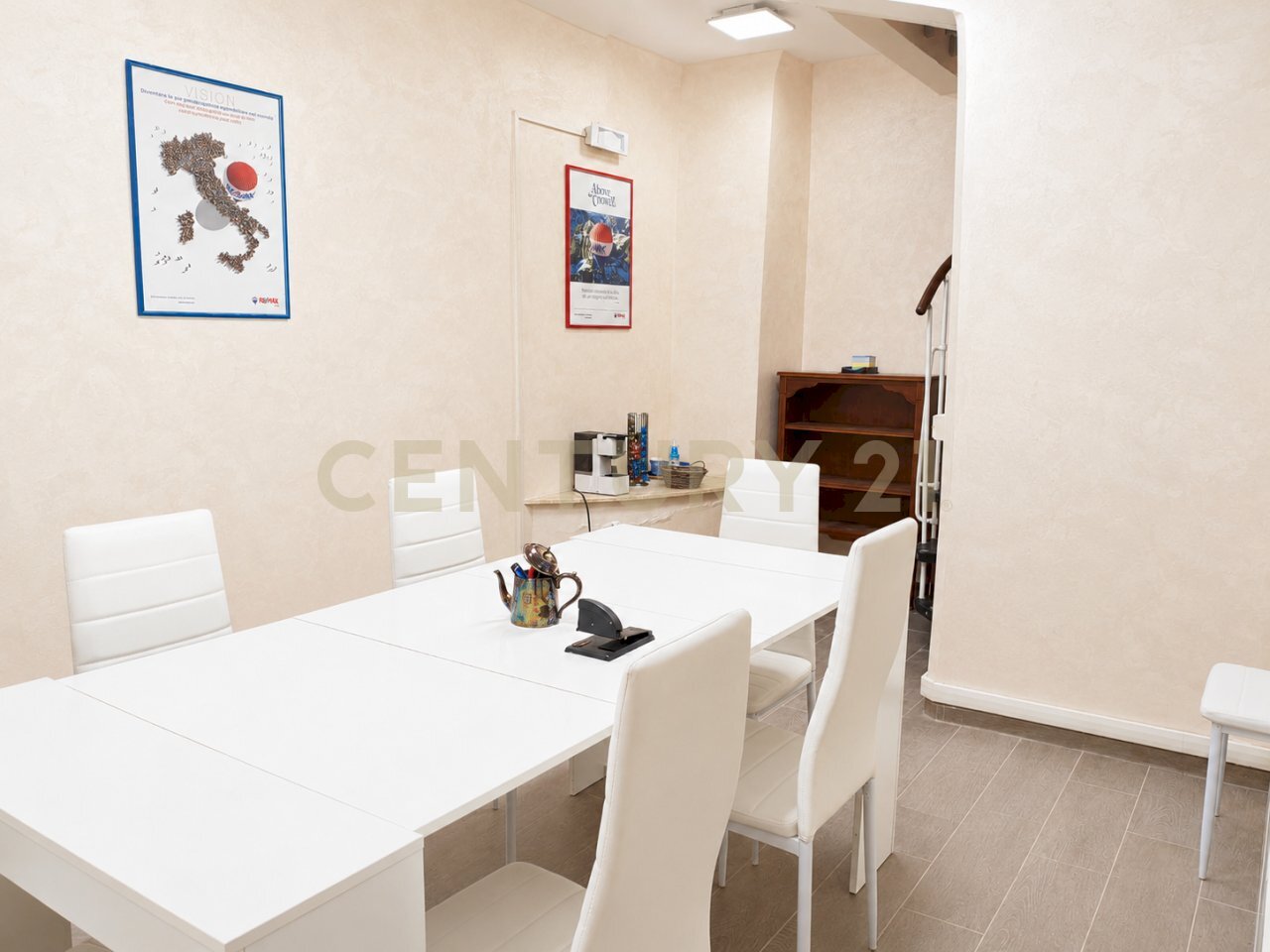 file_00000000624c71f4a9bb4d9c6d21378b - Real Estate Brokerage Agency Via Val Chisone 24, Roma - photo 3