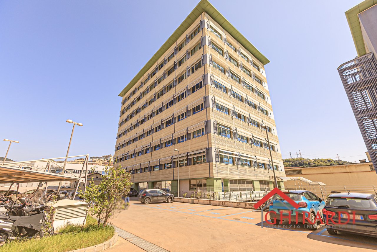 8.0 EDIFICIO.jpg - Office Via Enrico Albareto, Genova (neighborhood Sestri Ponente) - photo 1