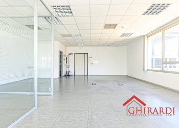 2.3 UFFICIO 1.jpg - Office Via Enrico Albareto, Genova (neighborhood Sestri Ponente) - photo 7