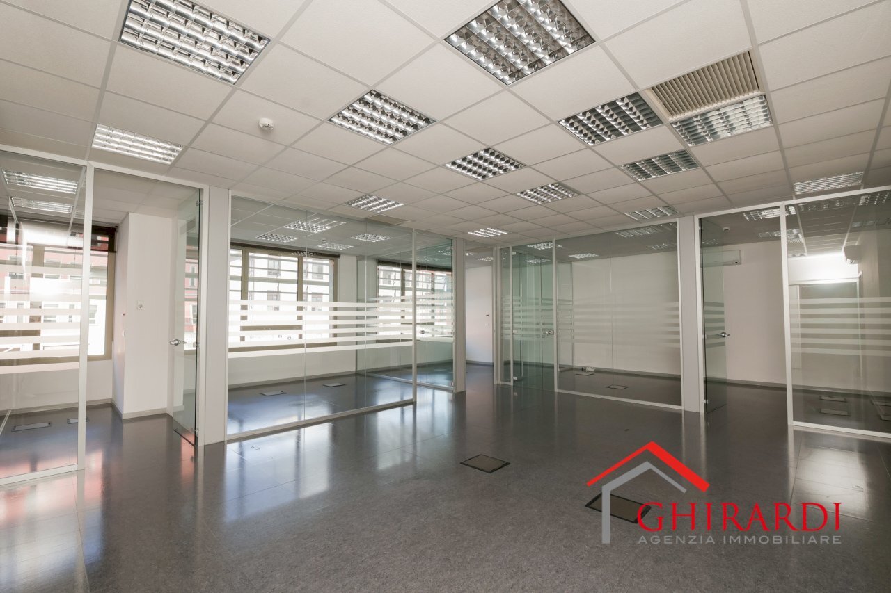 2.16 UFFICI.jpg - Office VIA E. ALBARETO 21, Genova (neighborhood Sestri Ponente) - photo 1