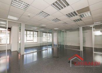 2.16 UFFICI.jpg - Office VIA E. ALBARETO 21, Genova (neighborhood Sestri Ponente) - photo 1