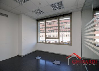 2.8 UFFICI.jpg - Office VIA E. ALBARETO 21, Genova (neighborhood Sestri Ponente) - photo 16