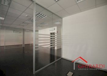 2.14 UFFICI.jpg - Office VIA E. ALBARETO 21, Genova (neighborhood Sestri Ponente) - photo 22
