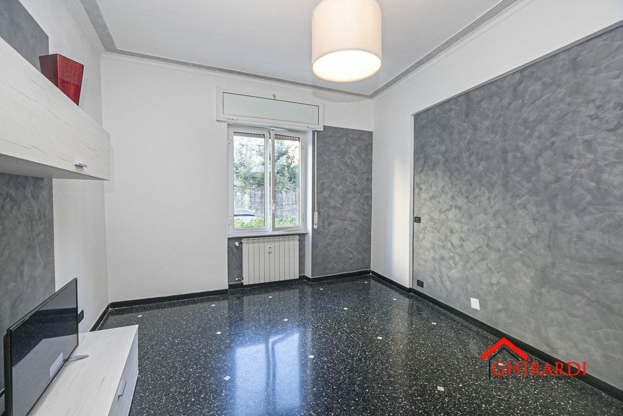 2.1 soggiorno.jpg - Four-room apartment VIA SANT'ALBERTO 11A, Genova (neighborhood Sestri Ponente) - photo 3