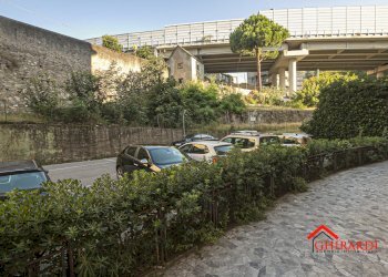 9.0 posto auto.jpg - Four-room apartment VIA SANT'ALBERTO  11A, Genova (neighborhood Sestri Ponente) - photo 29