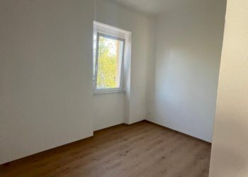 Immagine WhatsApp 2025-10-11 ore 10.52.21_843decef - Quadrilocale Sarzana - foto 2