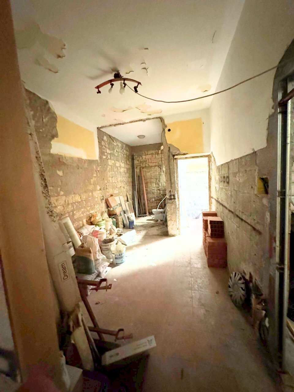 4b87de04-0726-4f13-9322-607c832c2e7e.jpg - Two-room apartment Via dell'Anitra 3, Catania - photo 2