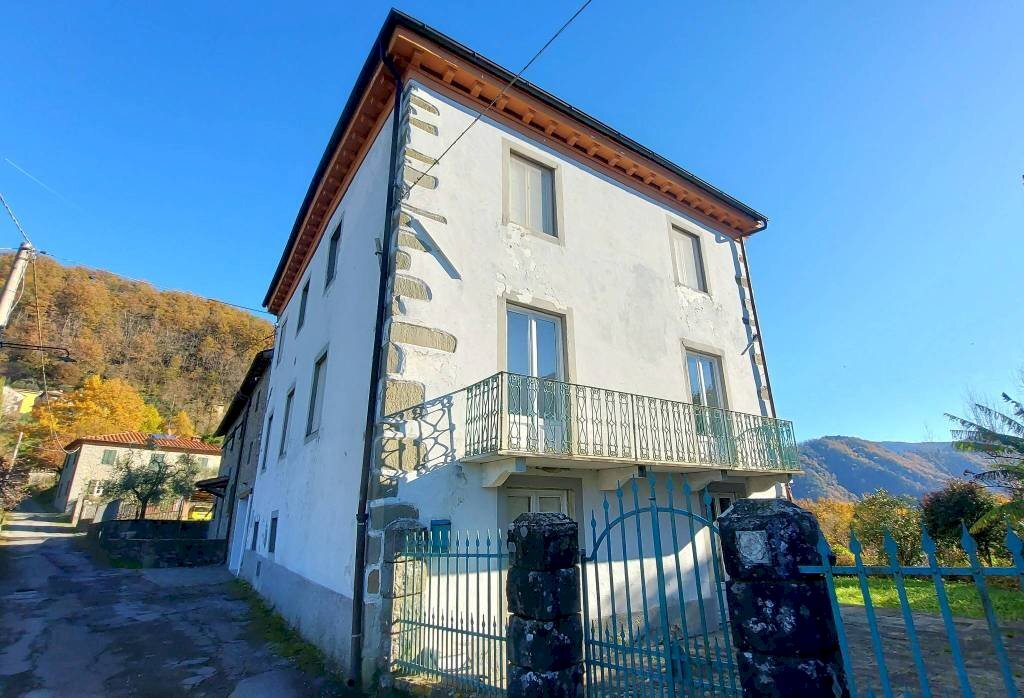 Casa indipendente Bagni di Lucca - foto 1