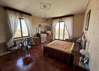 Villa Via Caraglio, Vignolo - photo 14