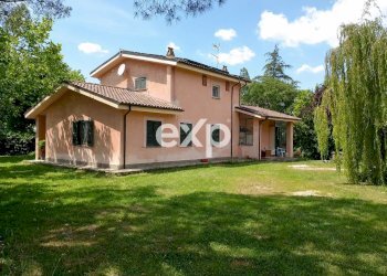 Villa Località Monte Fontana, Sant'Oreste - foto 1