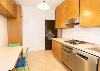 Four-room apartment via giotto, hamlet Milano 3, Basiglio - photo 9