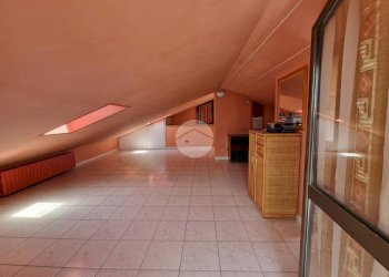 Apartment Strada zabert, Villanova d'Asti - photo 14