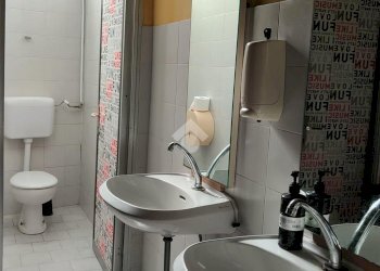 Negozio via semini, Genova (zona Pontedecimo) - foto 29