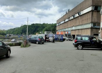 Negozio via semini, Genova (zona Pontedecimo) - foto 31
