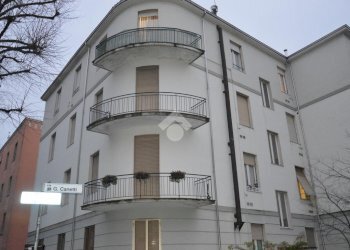 Two-room apartment Via ognibene, Parma (neighborhood Montanara) - photo 1