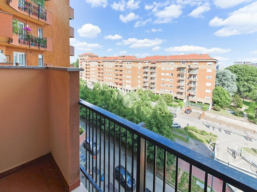 Three-room apartment Viale Giovanni Suzzani, Milano (neighborhood Bicocca) - photo 3