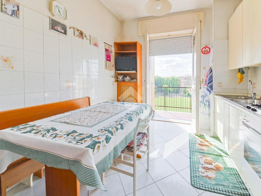 Three-room apartment Viale Giovanni Suzzani, Milano (neighborhood Bicocca) - photo 1