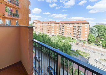 Three-room apartment Viale Giovanni Suzzani, Milano (neighborhood Bicocca) - photo 3