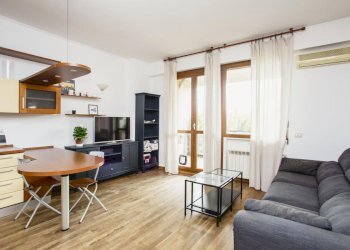 Two-room apartment Peschiera Borromeo - photo 1