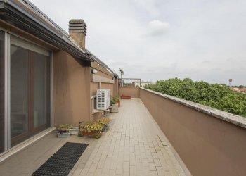 Two-room apartment Peschiera Borromeo - photo 15