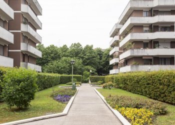 Two-room apartment Peschiera Borromeo - photo 23