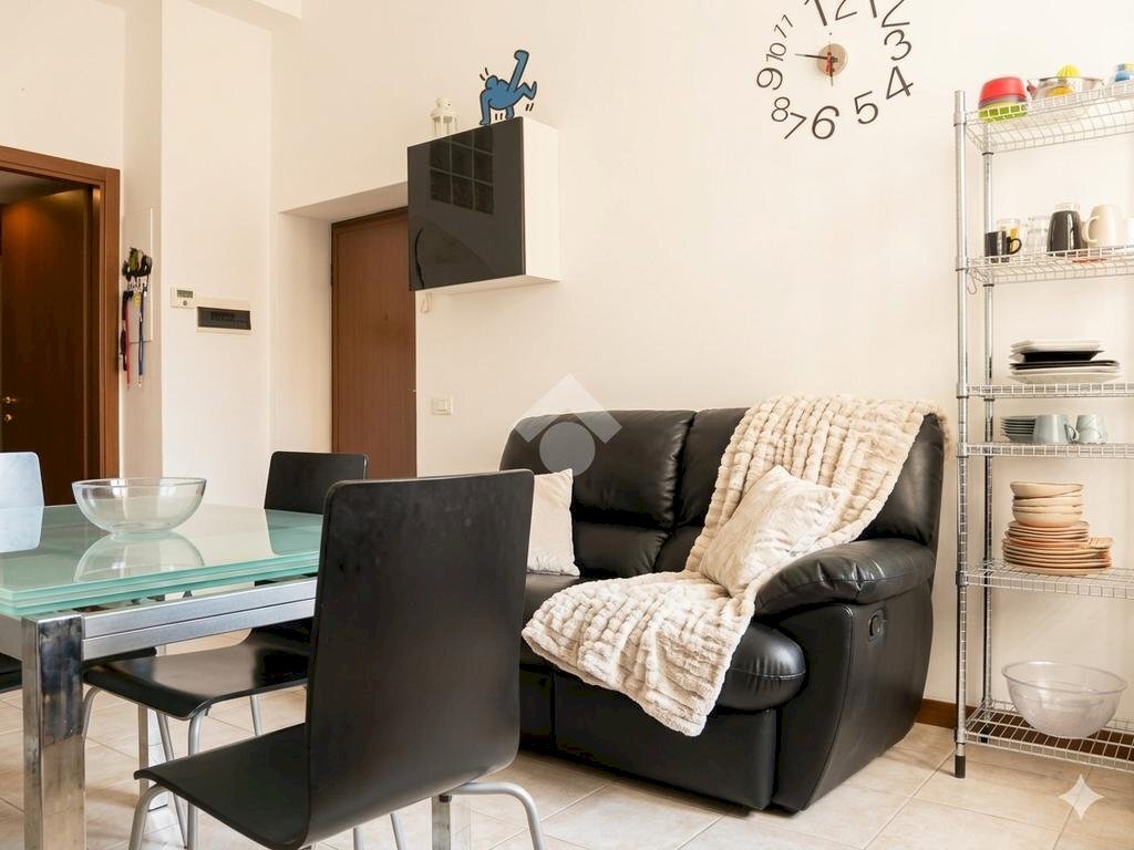 Two-room apartment Via Guerzoni, Milano (neighborhood Maciachini) - photo 1