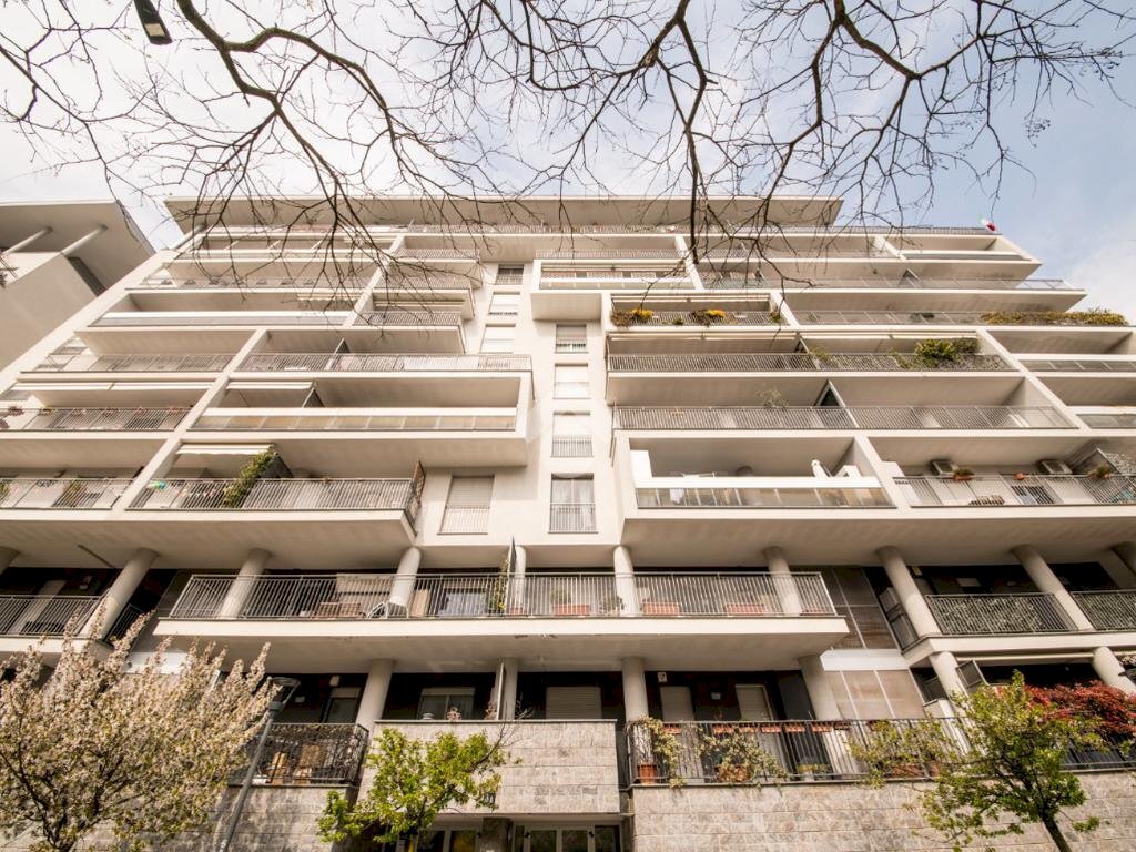 Three-room apartment Via del Futurismo, Milano (neighborhood Rogoredo) - photo 1