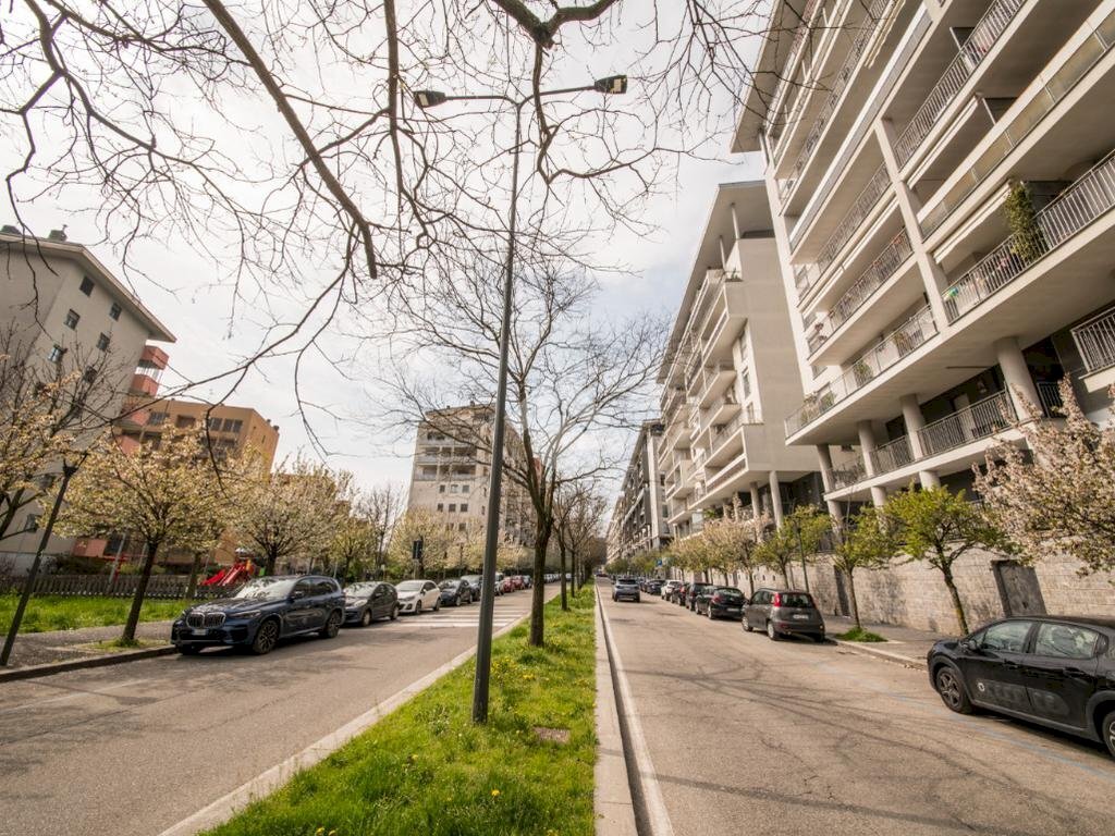 Three-room apartment Via del Futurismo, Milano (neighborhood Rogoredo) - photo 2