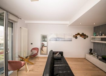 Three-room apartment Via del Futurismo, Milano (neighborhood Rogoredo) - photo 8