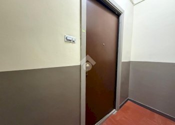 One-room apartment Via barge, Torino (neighborhood Cenisia) - photo 12