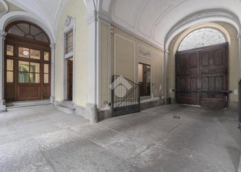 Four-room apartment V. Giambattista Bogino, Torino (neighborhood Centro) - photo 36