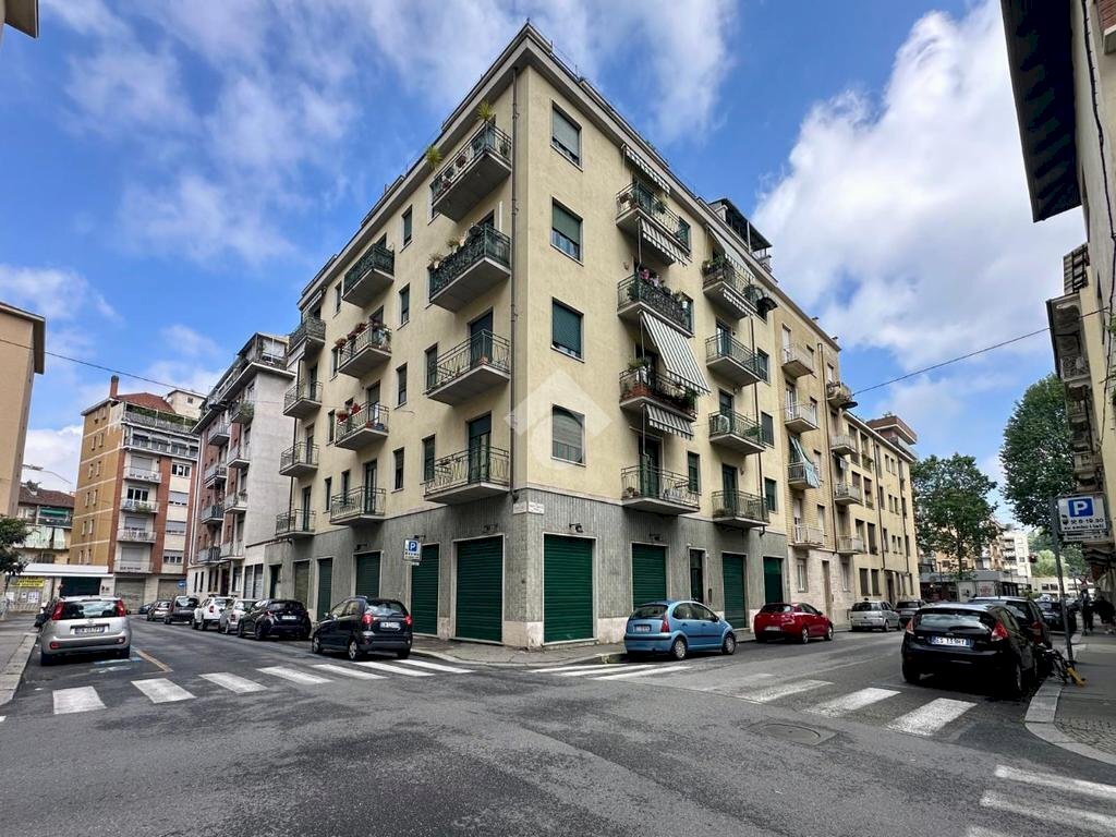 Three-room apartment Via Giuseppe Francesco Medail, Torino (neighborhood Campidoglio) - photo 1