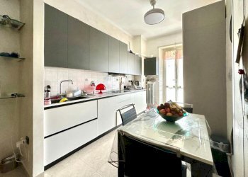 Three-room apartment Via Giuseppe Francesco Medail, Torino (neighborhood Campidoglio) - photo 3
