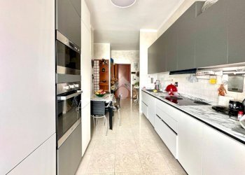 Three-room apartment Via Giuseppe Francesco Medail, Torino (neighborhood Campidoglio) - photo 5
