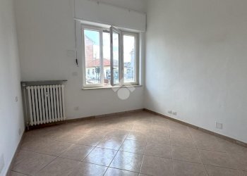 Two-room apartment Via Pietro Cossa, Torino (neighborhood Parella) - photo 2