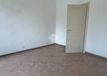 Two-room apartment Via Pietro Cossa, Torino (neighborhood Parella) - photo 3